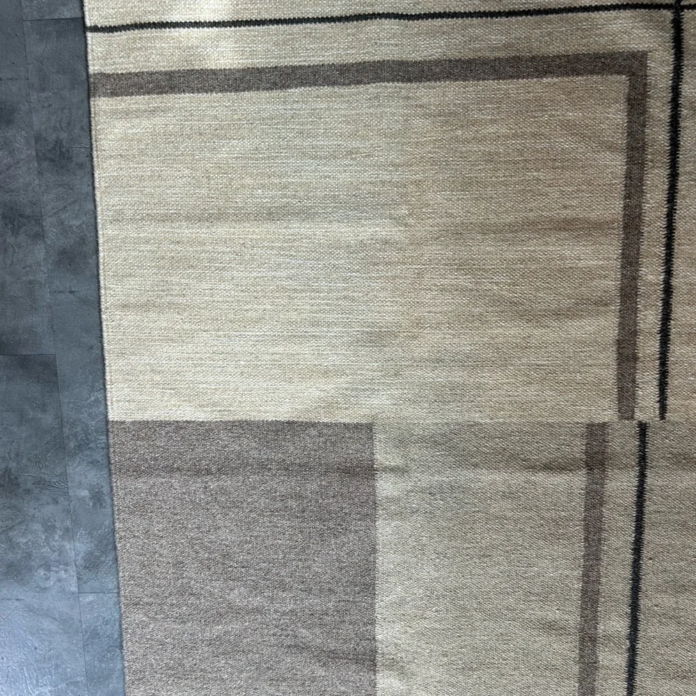 Pottery Barn Colorblock Wool Rug About 3 ft x 5 ft Indoor Outdoor NEW